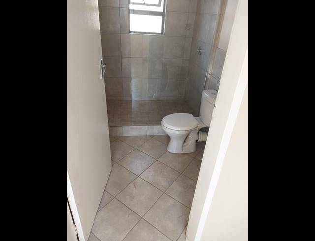 2 BEDROOM HOUSE FOR SALE IN SELCOURT